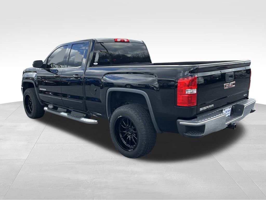 Used 2018 GMC Sierra 1500 SLE w/ SLE Value Package image 6