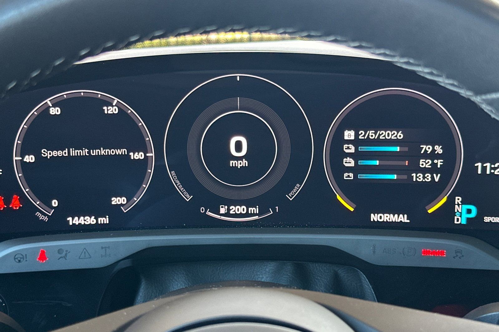 Used 2022 Porsche Taycan image 30