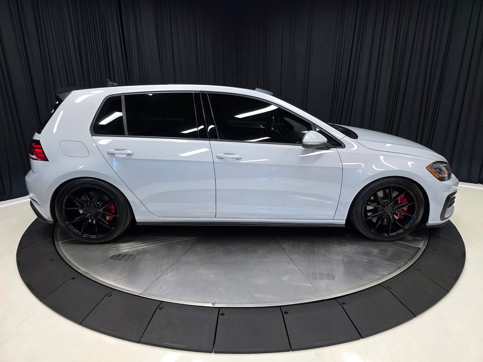 Used 2018 Volkswagen GTI SE w/ SE Leather Package FWD image 13