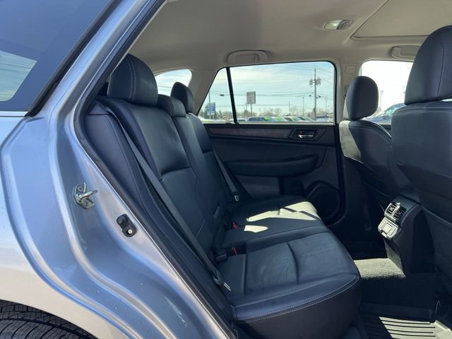 Used 2018 Subaru Outback 2.5i Limited image 18