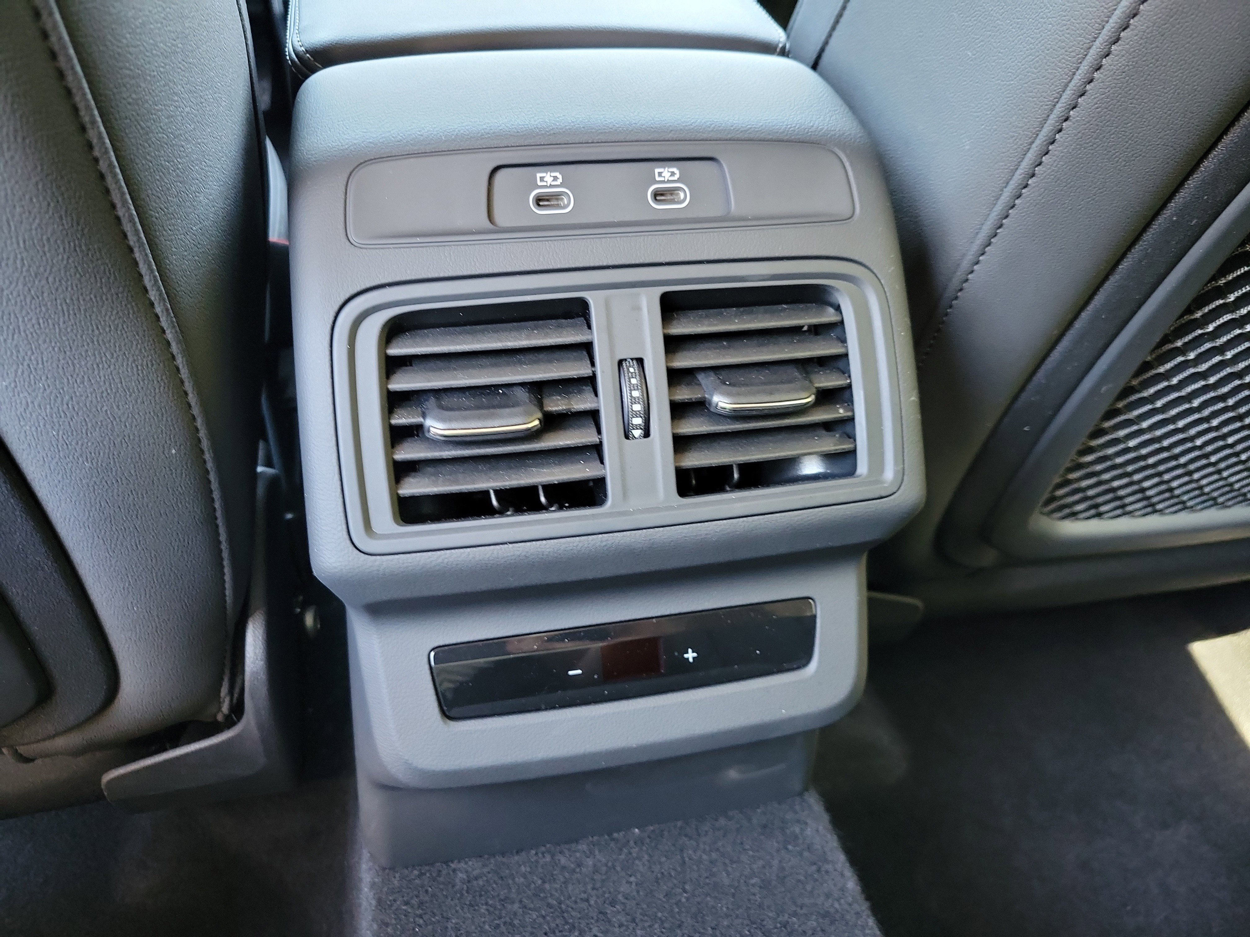 Used 2025 Audi Q5 Premium image 15