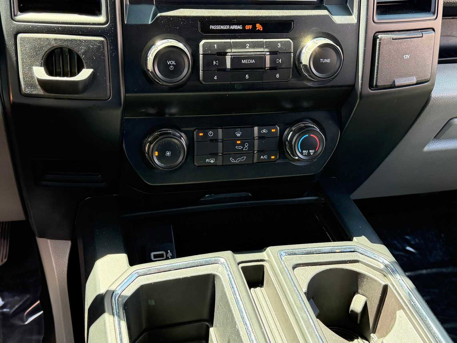 Used 2019 Ford F150 XL w/ Equipment Group 101A Mid RWD image 19