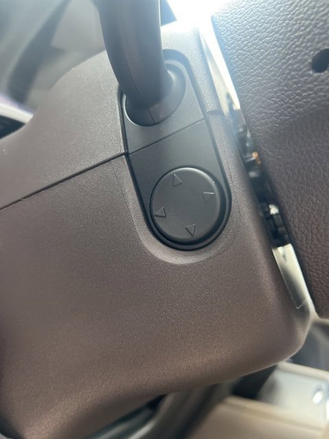 Used 2021 Ford Expedition Limited image 38