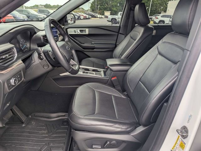 Used 2020 Ford Explorer Limited RWD image 20