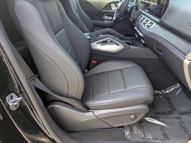 Used 2025 Mercedes-Benz GLS 450 4MATIC image 23