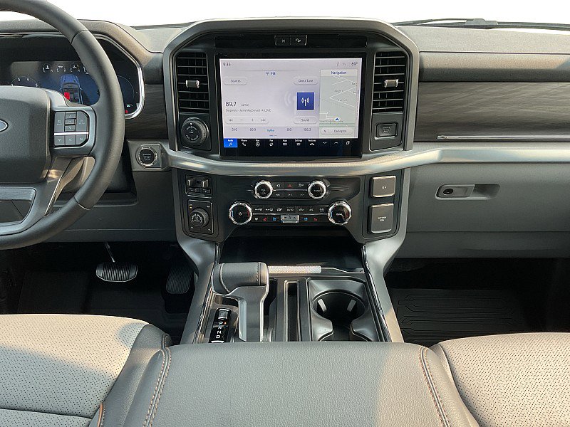 New 2025 Ford F150 Lariat w/ Equipment Group 501A Mid image 11