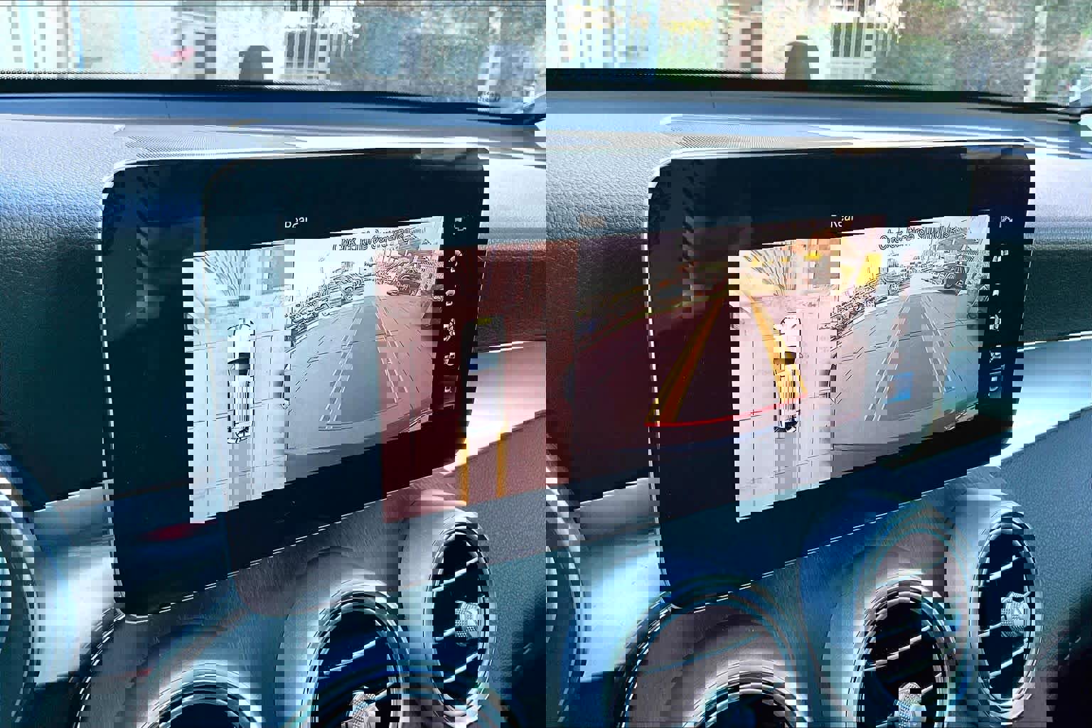 Used 2021 Mercedes-Benz GLC 300 GLC 300 image 26