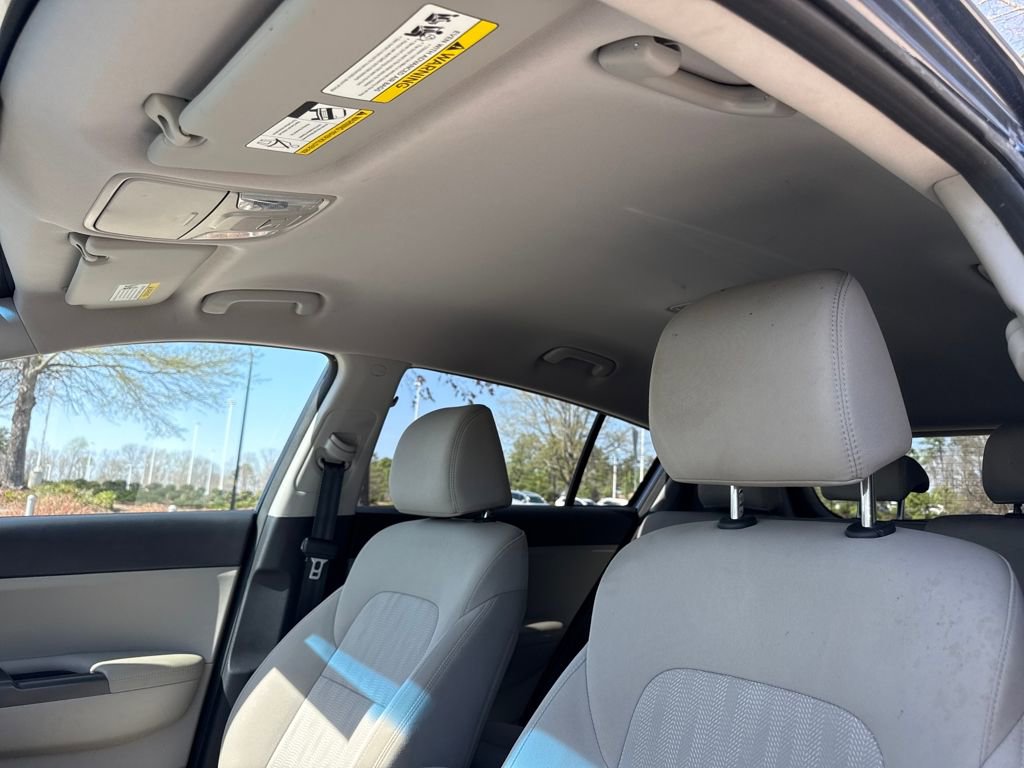 Used 2021 Kia Sportage LX image 25