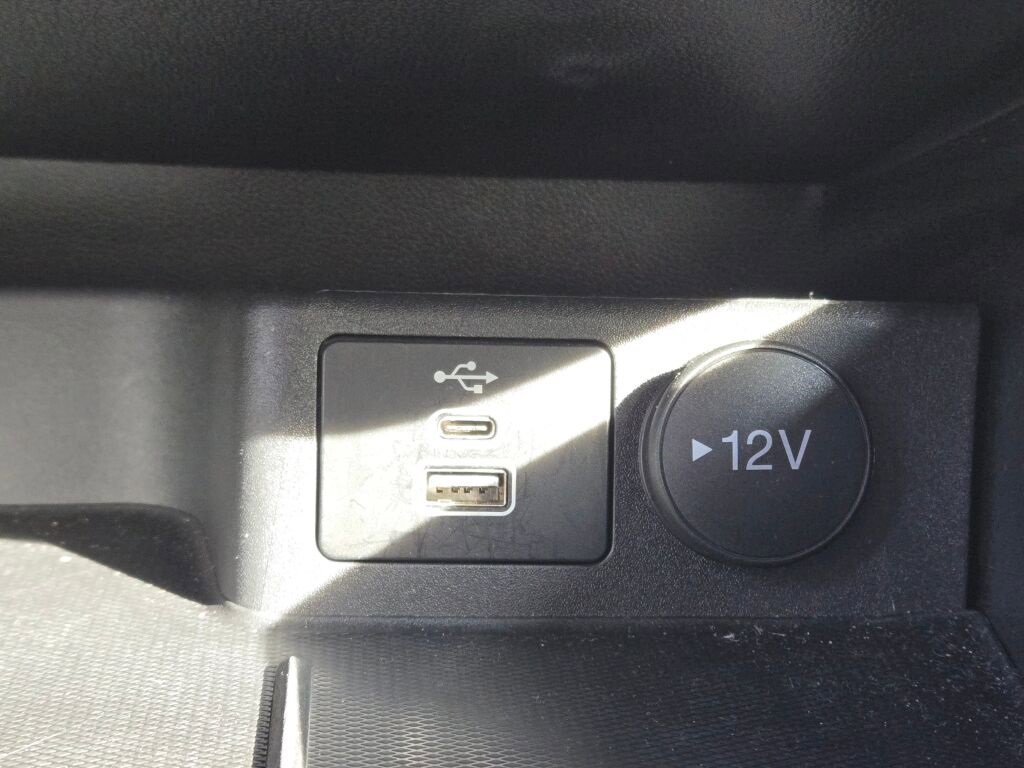 Used 2025 Ford Escape ST-Line Select image 27