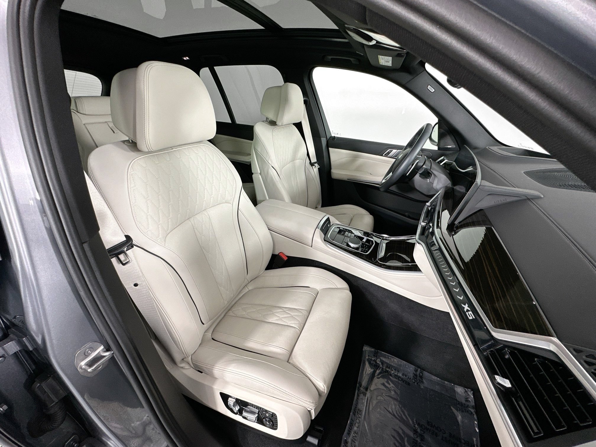 Used 2025 BMW X5 sDrive40i w/ Climate Comfort Package RWD image 26