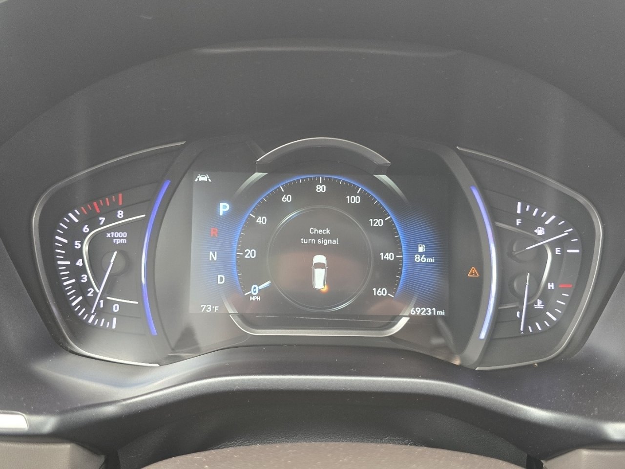 Used 2020 Hyundai Santa Fe SEL FWD image 25