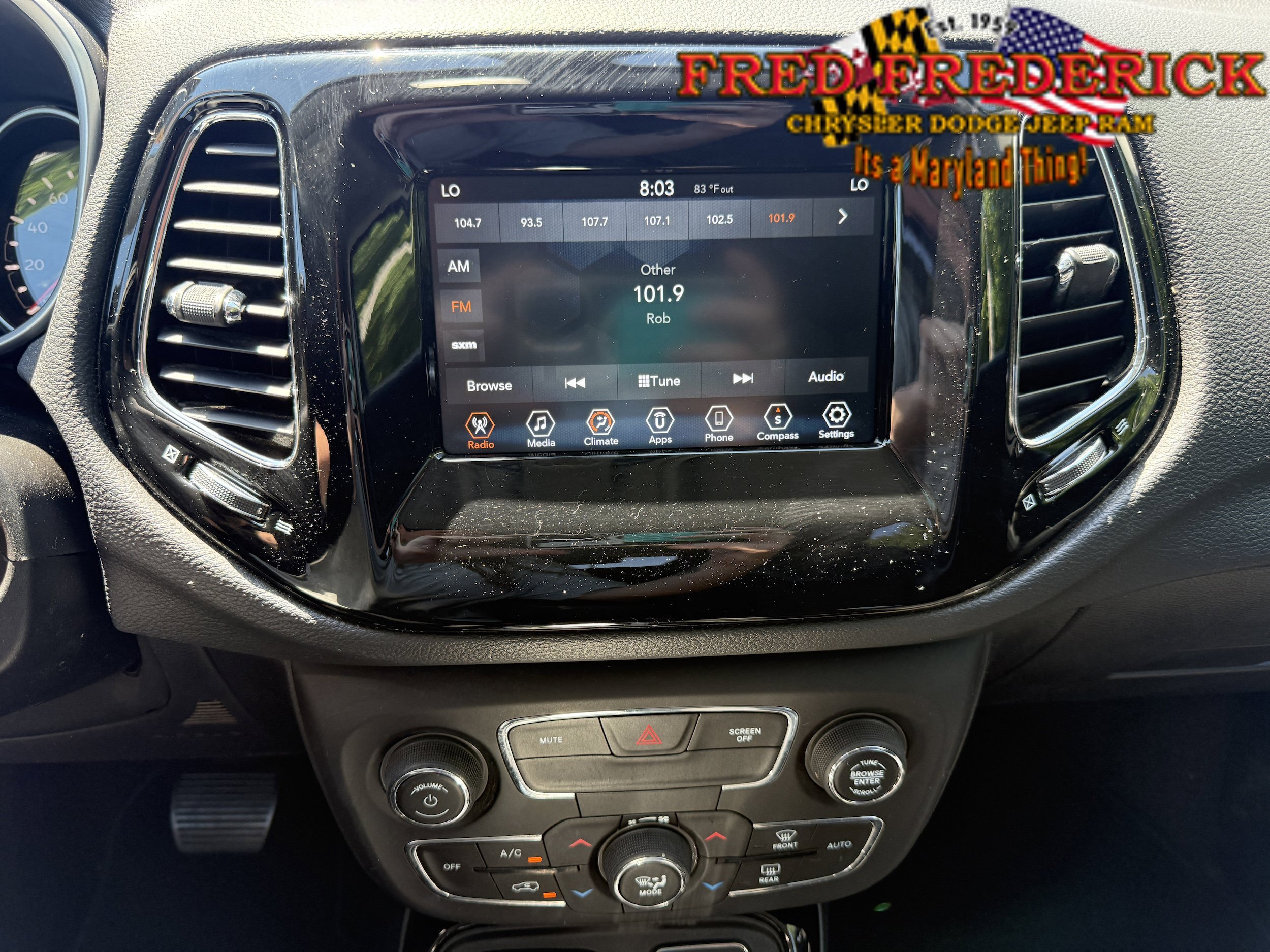 Used 2019 Jeep Compass Latitude AWD/4WD image 12