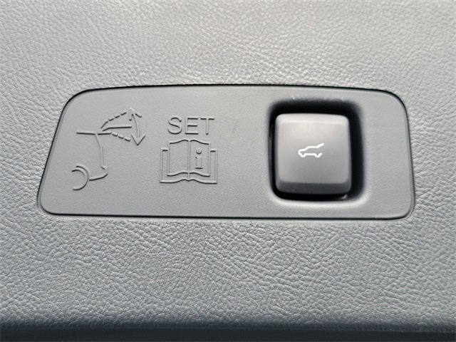 Certified 2024 Lincoln Corsair AWD w/ Equipment Group 101A image 30