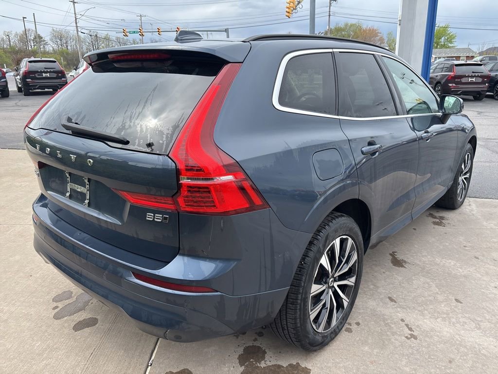 Used 2023 Volvo XC60 B5 Core w/ Climate Package AWD/4WD image 6