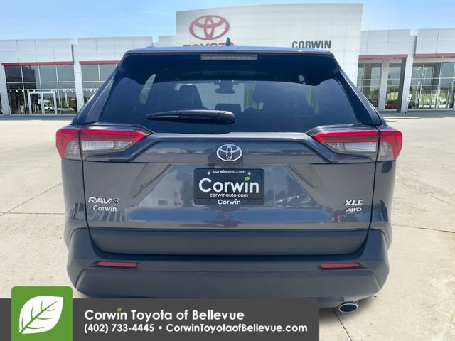 Used 2025 Toyota RAV4 XLE AWD/4WD image 4