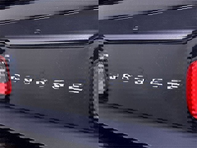 Used 2017 Dodge Challenger GT w/ Technology Group image 32