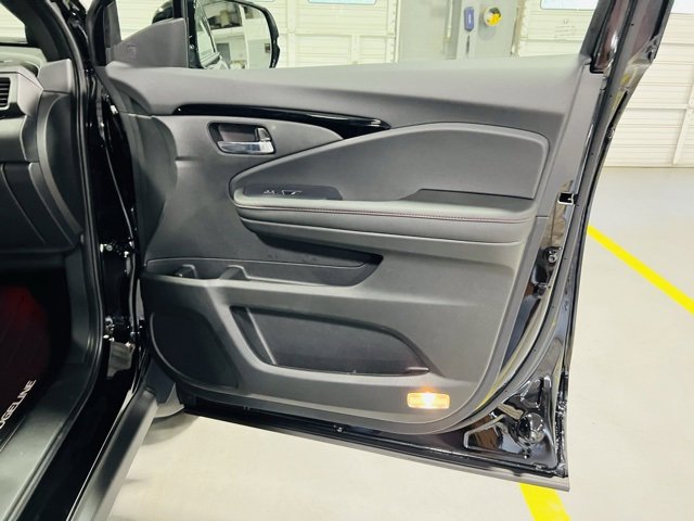 New 2026 Honda Ridgeline Black Edition image 37