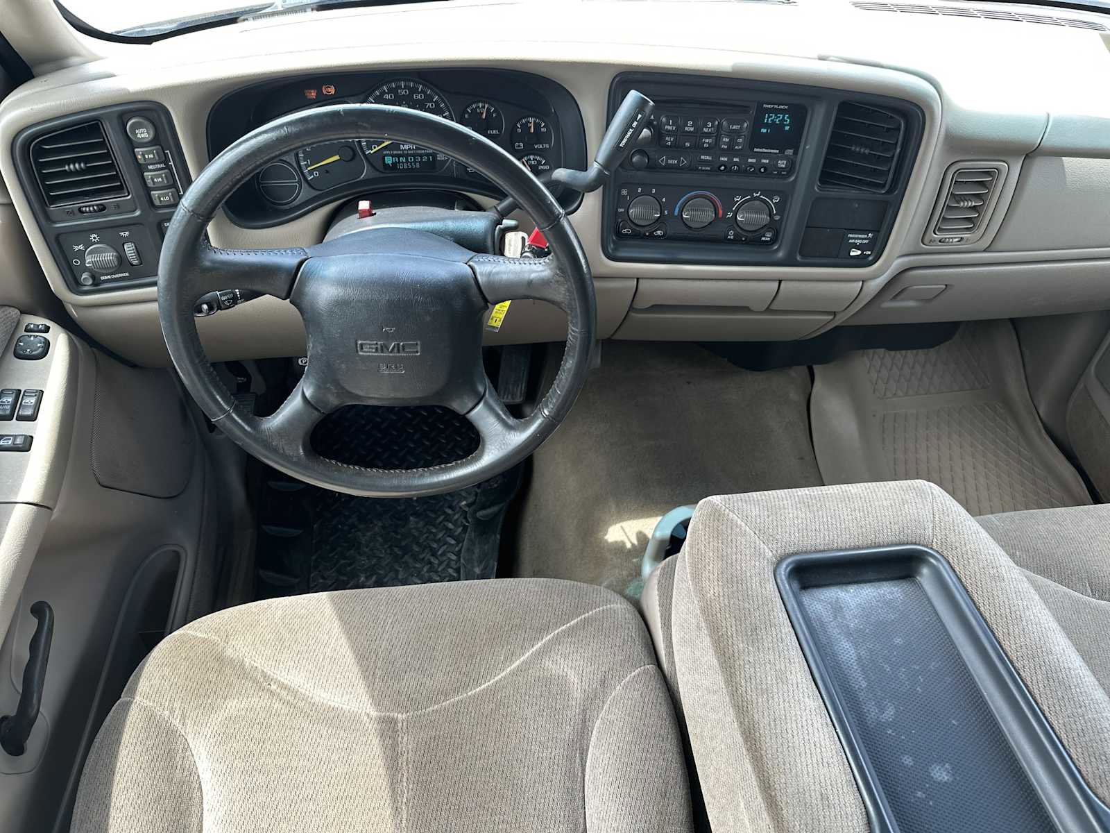 Used 2001 GMC Sierra 1500 SLE w/ Convenience Plus Group AWD/4WD image 13