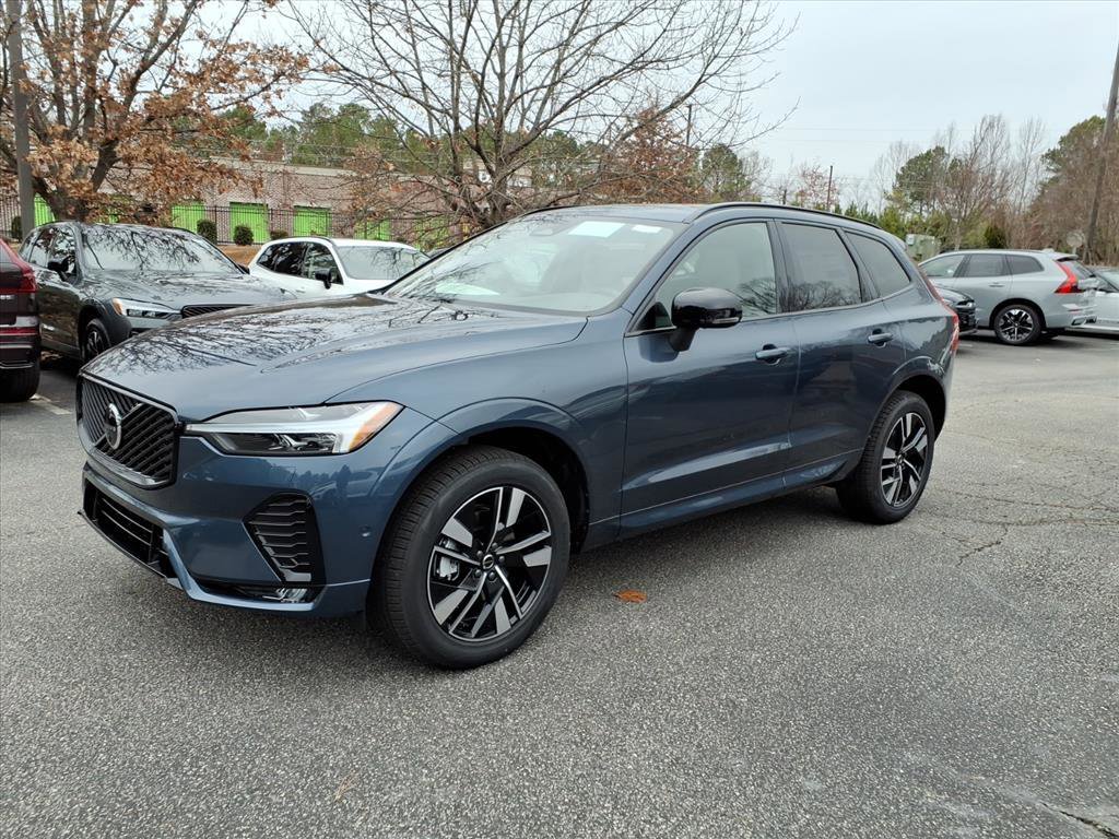 New 2026 Volvo XC60 B5 Plus w/ Protection Package Premier AWD/4WD image 9