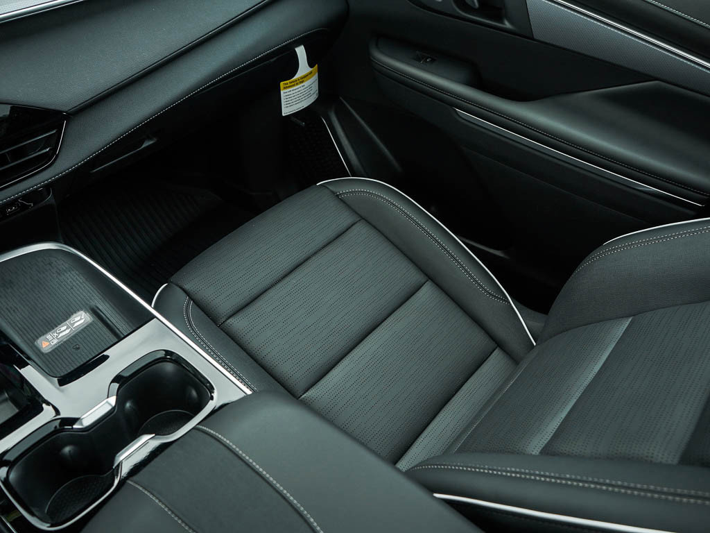 New 2026 Buick Enclave Sport Touring w/ Power Package image 28