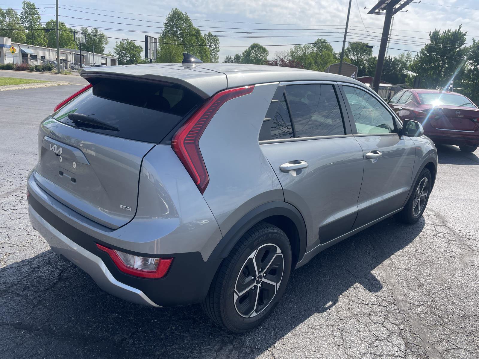 Used 2023 Kia Niro LX FWD image 4