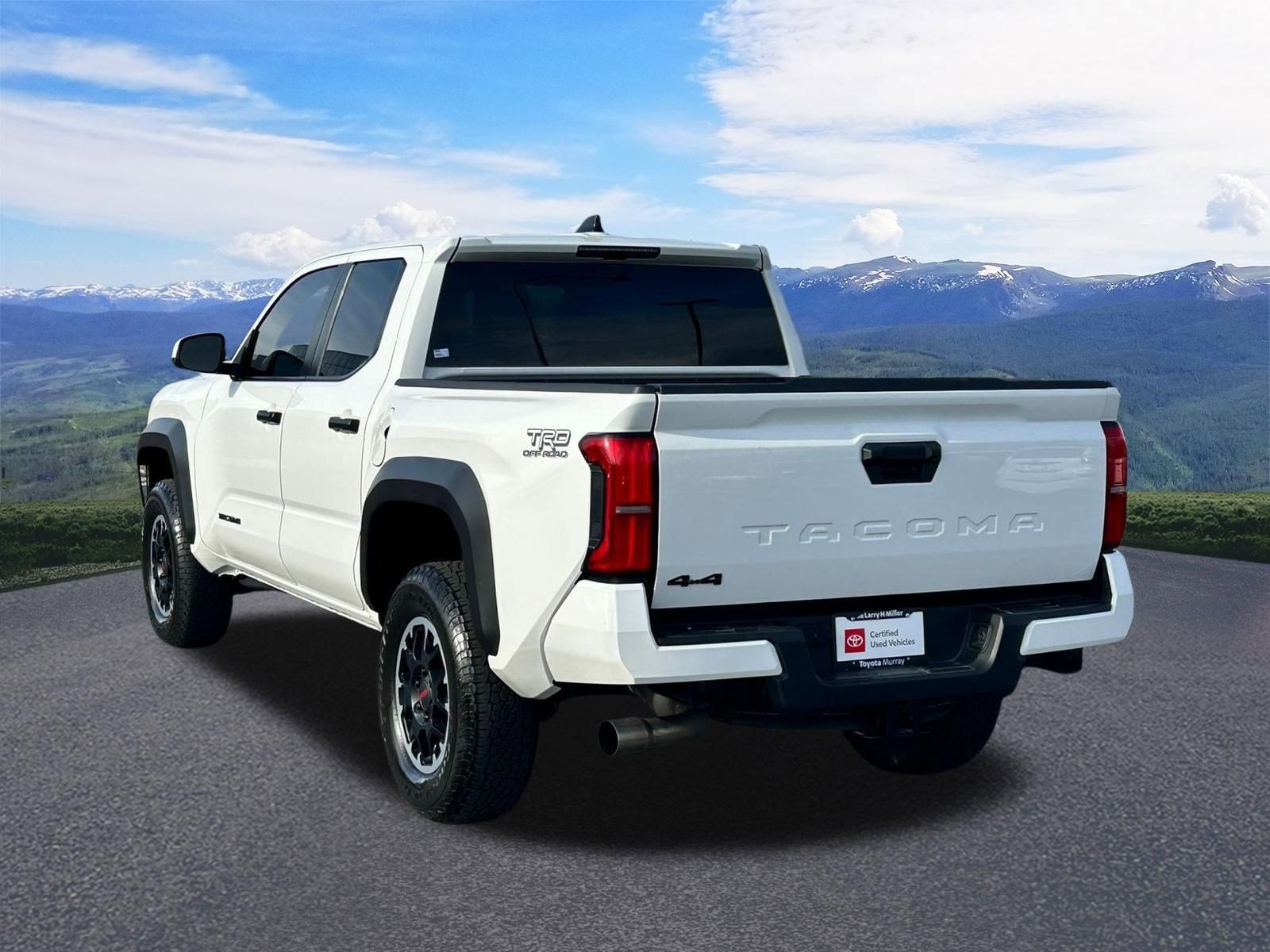 Certified 2024 Toyota Tacoma TRD Off-Road AWD/4WD image 3