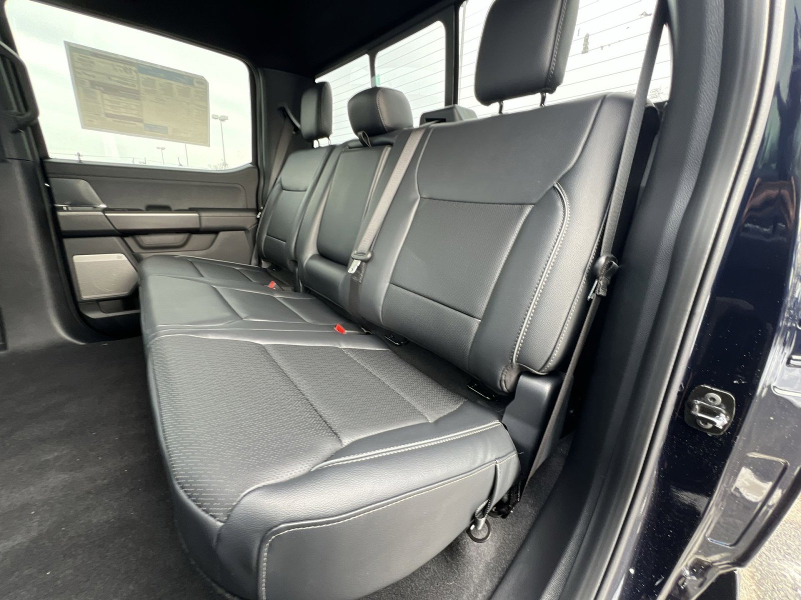 New 2026 Ford F150 Lariat w/ Equipment Group 501A Mid image 23