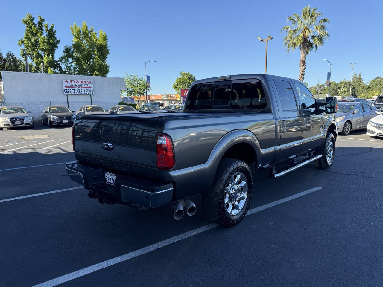 Used 2015 Ford F250 Lariat w/ Lariat Ultimate Package AWD/4WD image 3