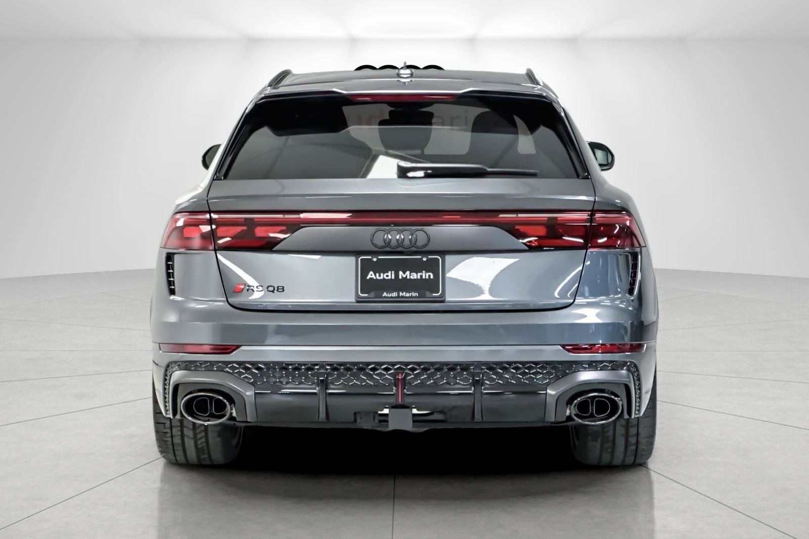 New 2026 Audi RS Q8 performance image 4