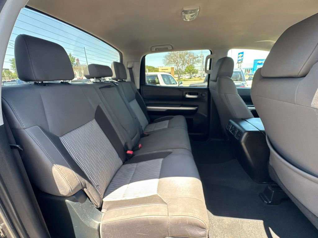 Used 2016 Toyota Tundra SR5 w/ SR5 Upgrade Package RWD image 10