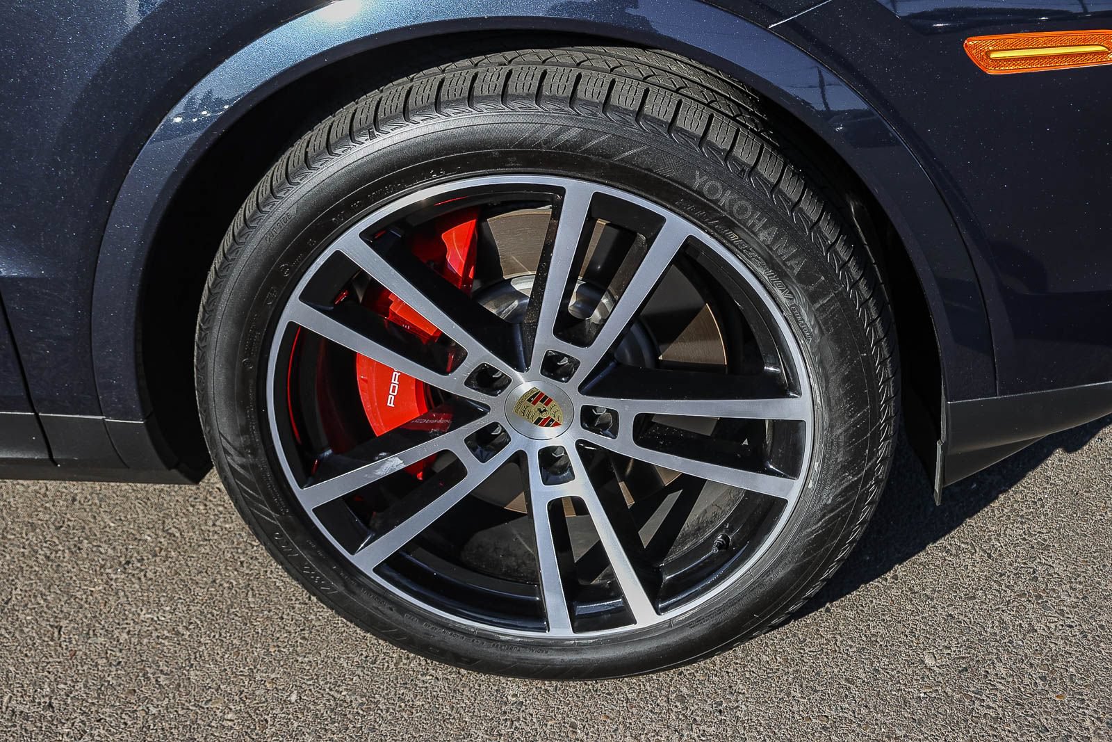 Used 2024 Porsche Cayenne S AWD/4WD image 14
