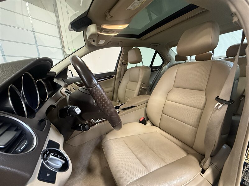 Used 2013 Mercedes-Benz C 250 Sedan image 27