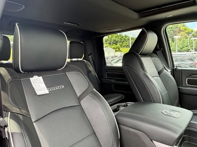 New 2026 RAM 2500 Laramie w/ Night Edition AWD/4WD image 30