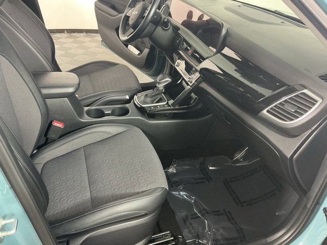 Used 2024 Kia Seltos S AWD/4WD image 14