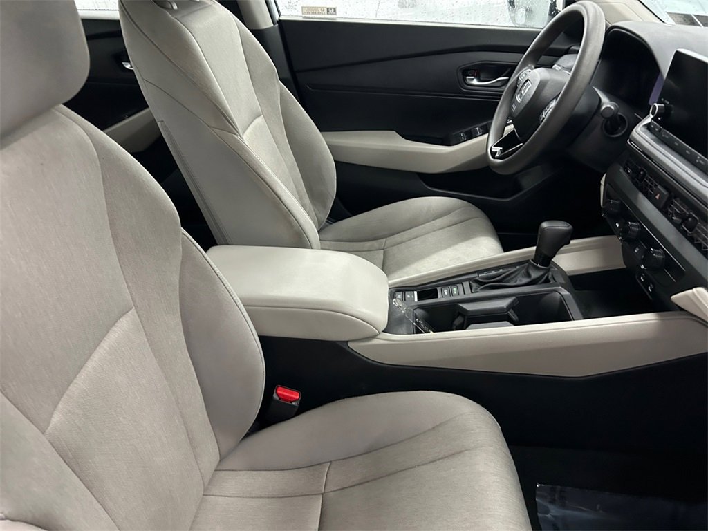 Used 2025 Honda Accord LX image 19