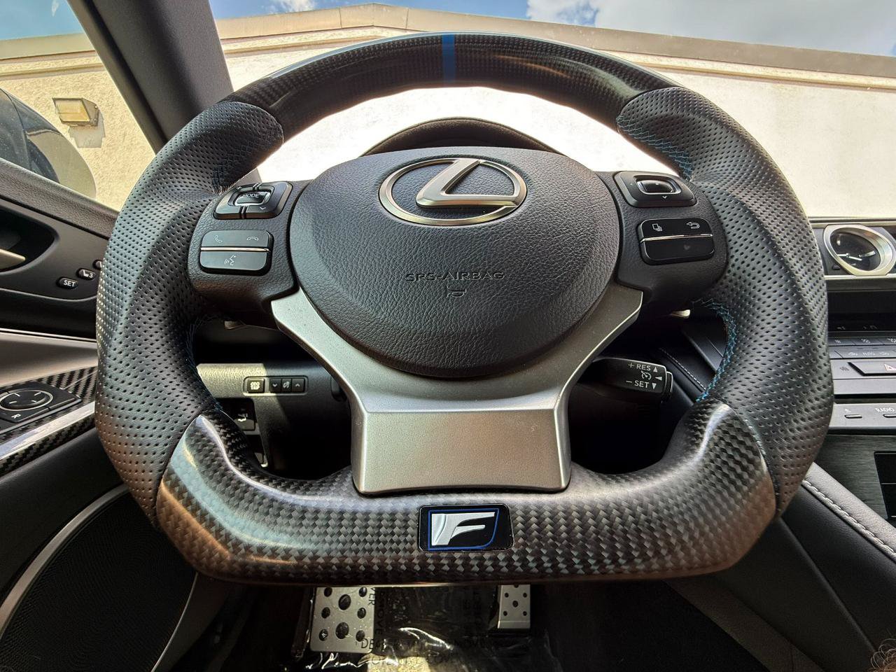 Used 2015 Lexus RC F w/ Premium Package RWD image 31