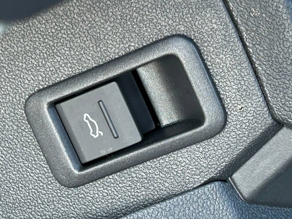 Used 2025 Audi A3 2.0T Premium w/ Convenience Package AWD/4WD image 70