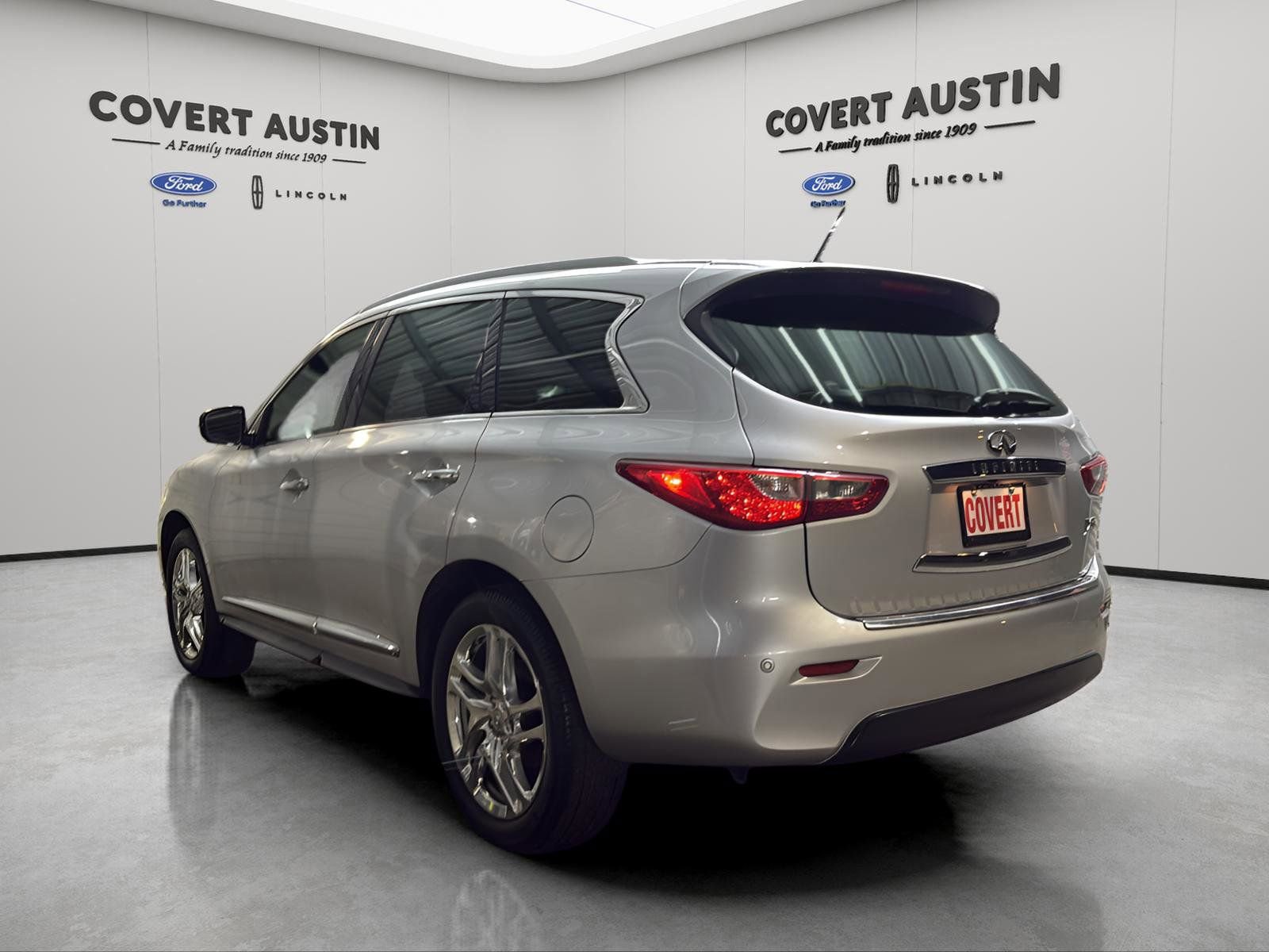 Used 2013 INFINITI JX35 FWD w/ Premium Pkg image 3