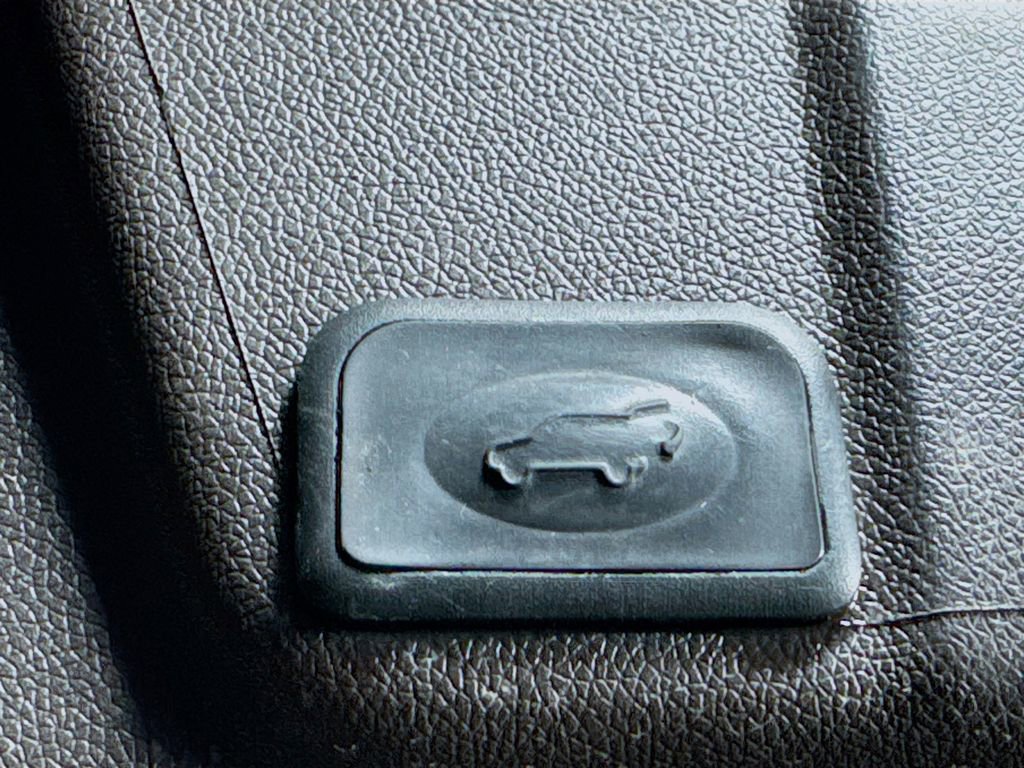 Used 2017 Buick Enclave Leather image 30