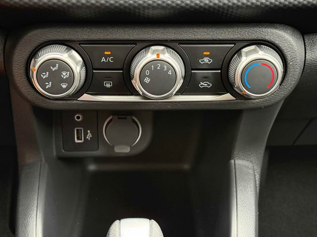 Used 2025 Nissan Kicks Play S FWD image 8