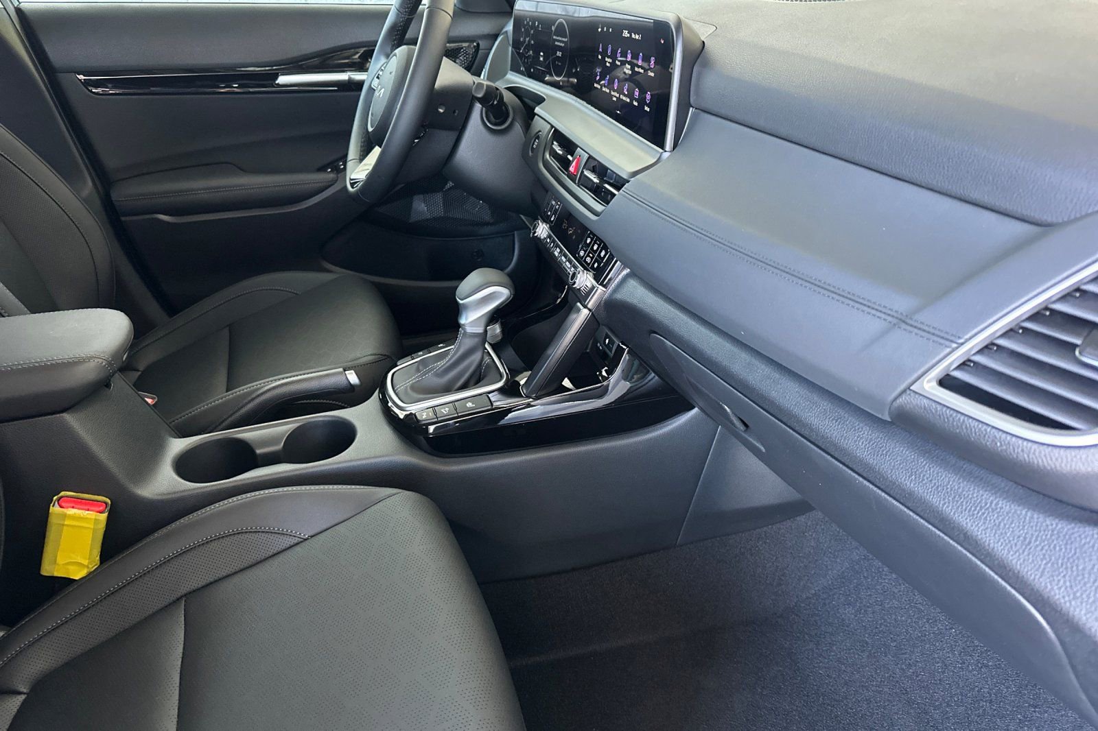 New 2026 Kia Seltos EX image 16