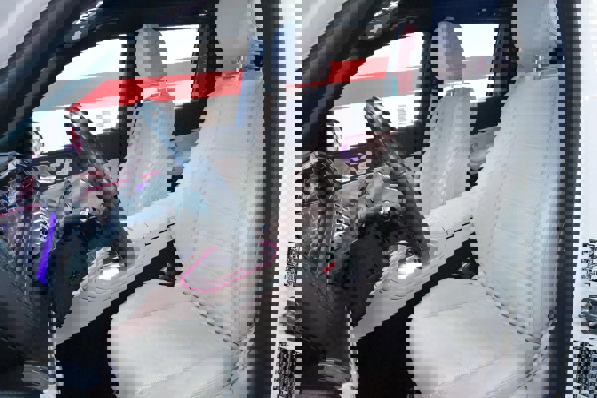 Used 2023 Mercedes-Benz GLS 450 4MATIC image 12