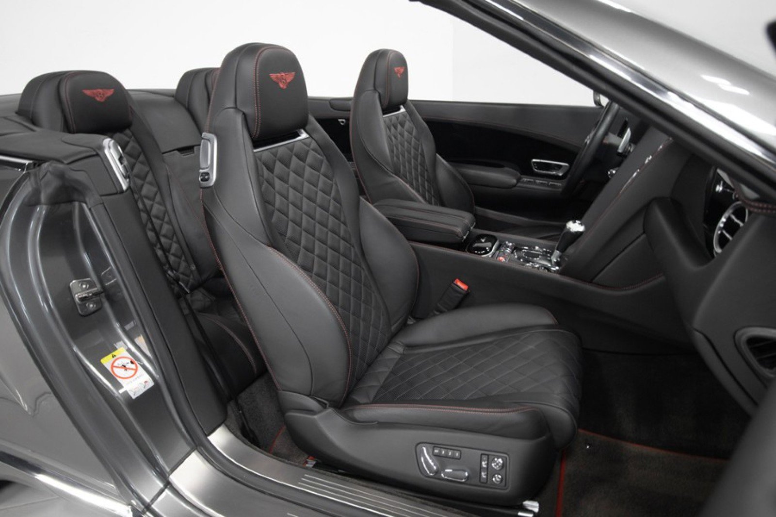 Used 2018 Bentley Continental GT image 49
