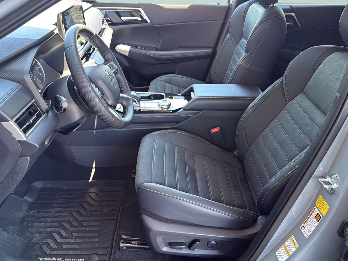 New 2026 Mitsubishi Outlander AWD image 26