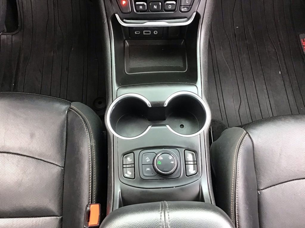 Used 2018 GMC Terrain SLT w/ Preferred Package image 17