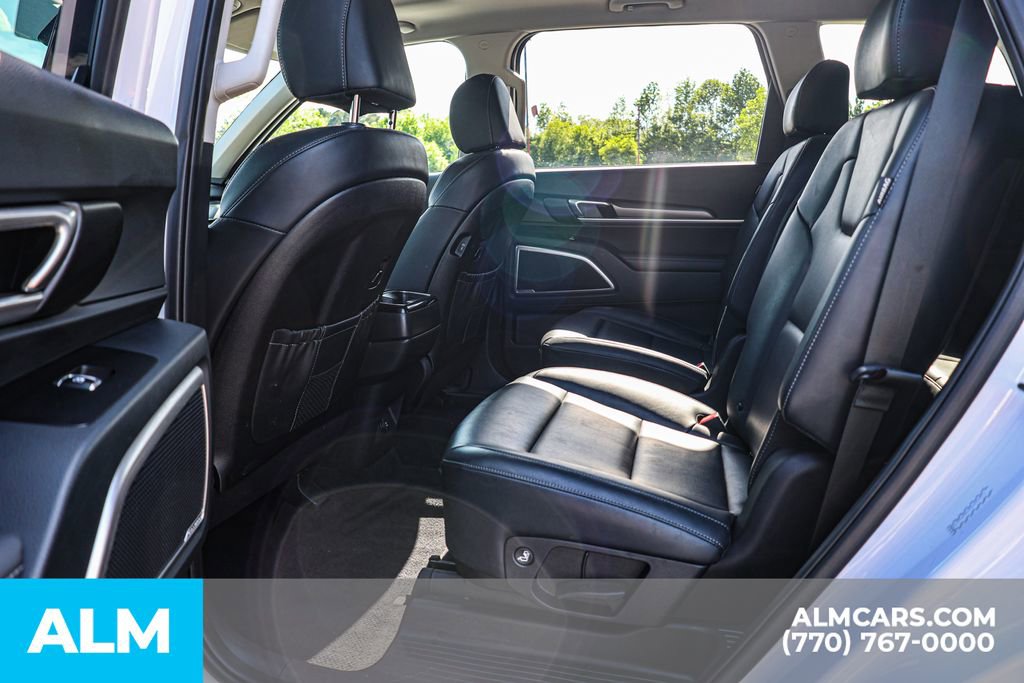 Used 2025 Kia Telluride S FWD image 19