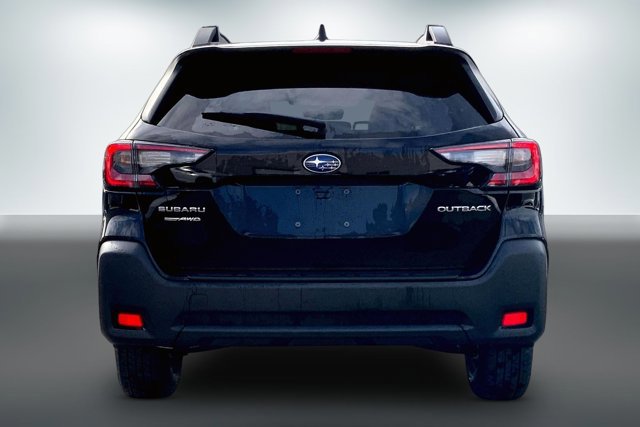 Used 2024 Subaru Outback Premium image 3