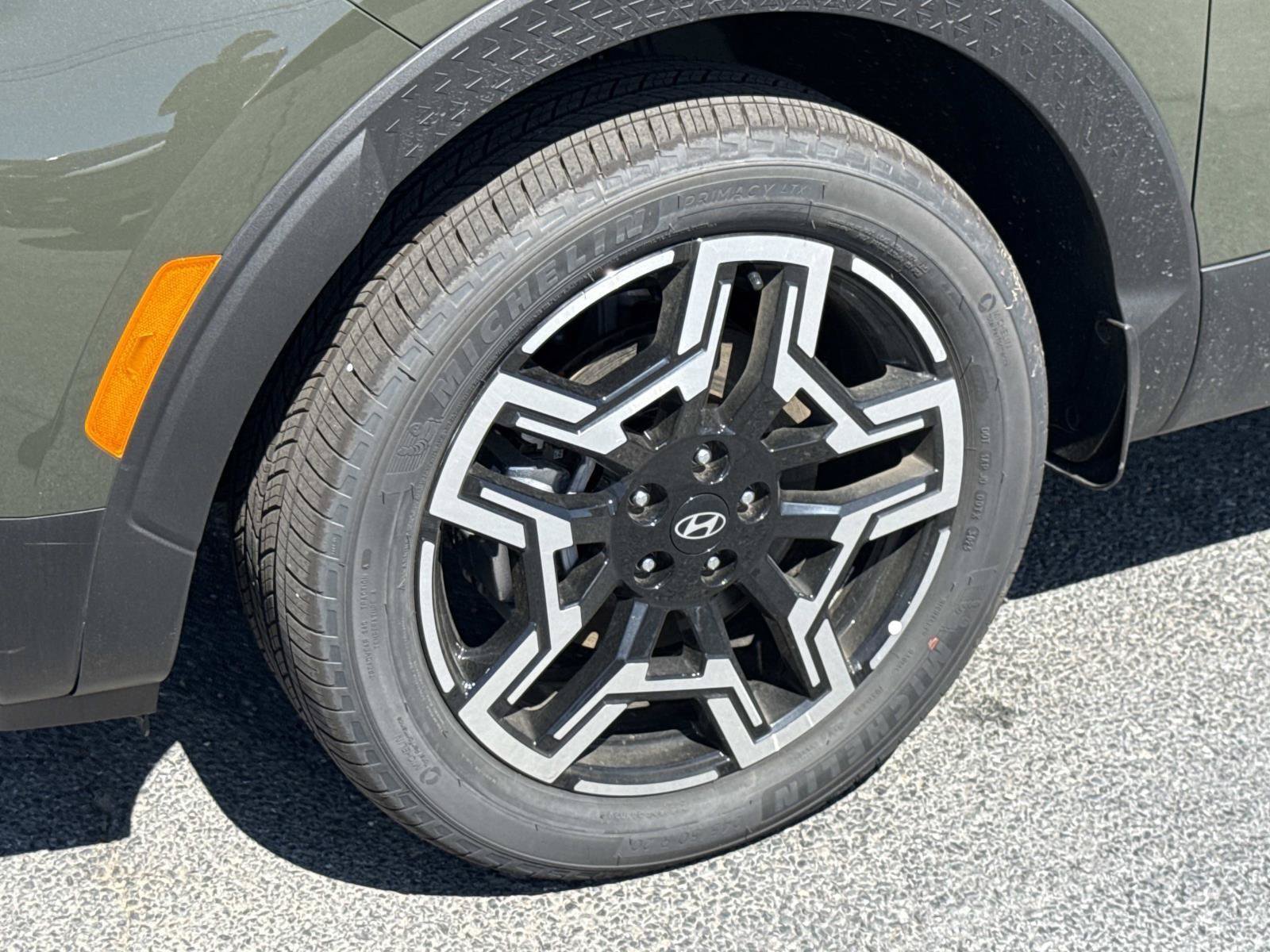 New 2026 Hyundai Santa Cruz Limited AWD/4WD image 17