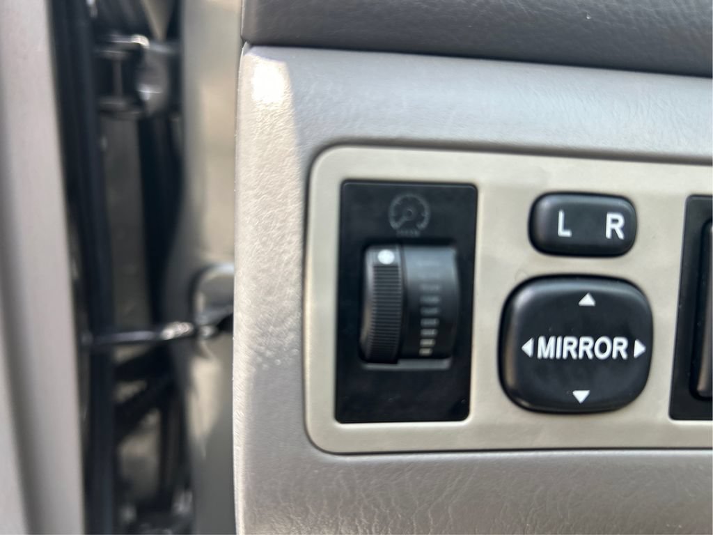 Used 2008 Toyota Corolla CE FWD image 39