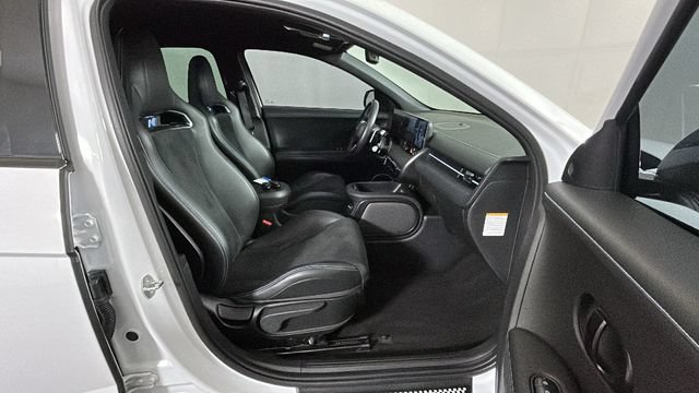Used 2025 Hyundai Ioniq 5 N AWD/4WD image 30